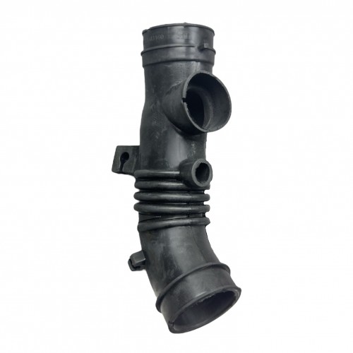 Toyota Hortum Filtre Hava Avensis 2,0 97-03