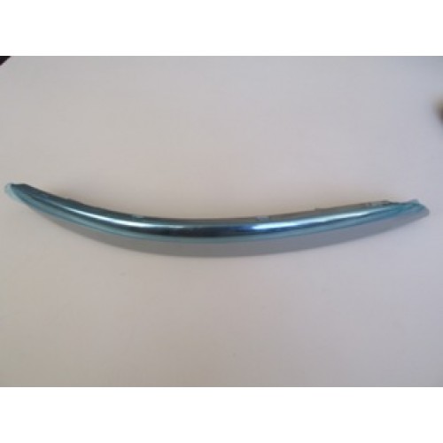 VOLKSWAGEN JETTA- 5- 06/10; SIS LAMBA KAPAGI ÜST BANDI SAG GRI (NIKELAJLI) VOLKSWAGEN JETTA- 5- 06/10; SIS LAMBA KAPAGI ÜST BANDI SAG GRI (NIKELAJLI)