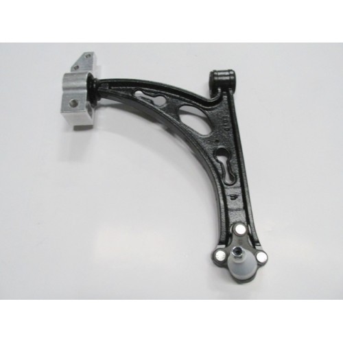 AUDI A3- 04/05; ÖN ALT TABLA SAG BURÇLU/ROTILLI (SALINCAK) (SH) AUDI A3- 04/05; ÖN ALT TABLA SAG BURÇLU/ROTILLI (SALINCAK) (SH)