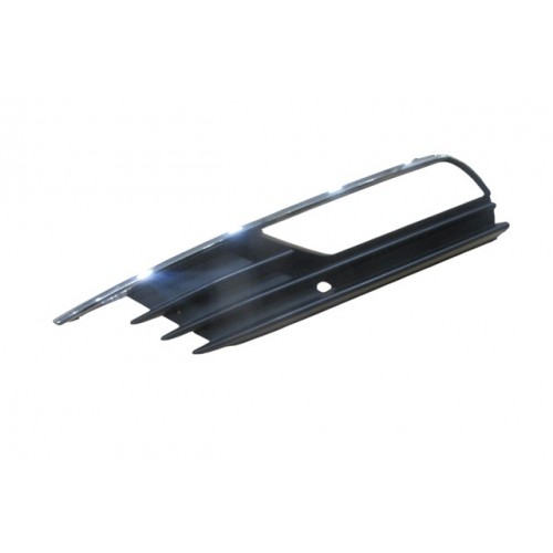 AUDI A3- SD- 12/15; SİS LAMBA KAPAĞI SOL SİS DELİKLİ/NİKELAJ ÇITALI (TW) AUDI A3- SD- 12/15; SİS LAMBA KAPAĞI SOL SİS DELİKLİ/NİKELAJ ÇITALI (TW)
