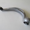 AUDI A4- 08/12; ÖN ALT TABLA SAĞ EĞRİ TİP BURÇLU/ROTİLLİ (65 MM M14) (SALINCAK) ALÜMİNYUM (SH)