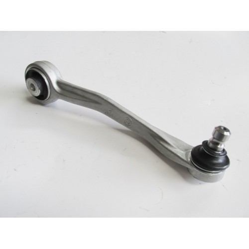 AUDI A4- 15/18; ÖN ÜST TABLA SAG EGRI TIP ROTILLI/BURÇLU (SALINCAK) ALÜMINYUM (SH) AUDI A4- 15/18; ÖN ÜST TABLA SAG EGRI TIP ROTILLI/BURÇLU (SALINCAK) ALÜMINYUM (SH)