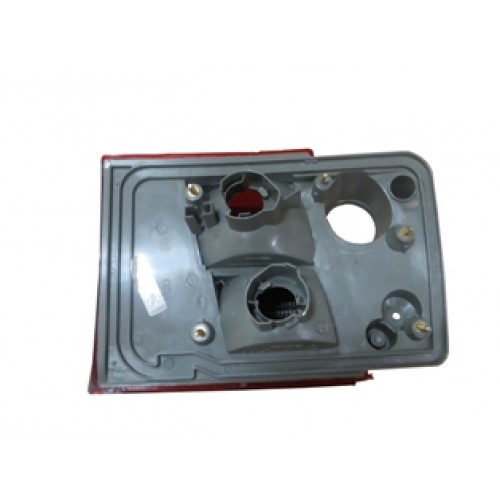 AUDI A6- 95/97; IÇ STOP LAMBASI SAG KIRMIZI/FÜME (FAMELLA) AUDI A6- 95/97; IÇ STOP LAMBASI SAG KIRMIZI/FÜME (FAMELLA)