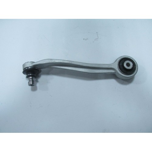 AUDI Q5- 10/12; ÖN ÜST TABLA SOL EGRI TIP ROTILLI/BURÇLU (SALINCAK) ALÜMINYUM (SH) AUDI Q5- 10/12; ÖN ÜST TABLA SOL EGRI TIP ROTILLI/BURÇLU (SALINCAK) ALÜMINYUM (SH)