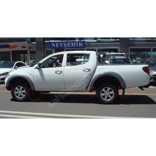 MITSUBISHI L200- PICK UP- 10/15; ÖN ÇAMURLUK AĞZI PLASTİĞİ SAĞ (DODİK) 4X2