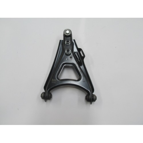 RENAULT R11- FLASH- 86/95; ÖN ALT TABLA SOL ROTILLI/BURÇLU (SALINCAK) (SH) RENAULT R11- FLASH- 86/95; ÖN ALT TABLA SOL ROTILLI/BURÇLU (SALINCAK) (SH)
