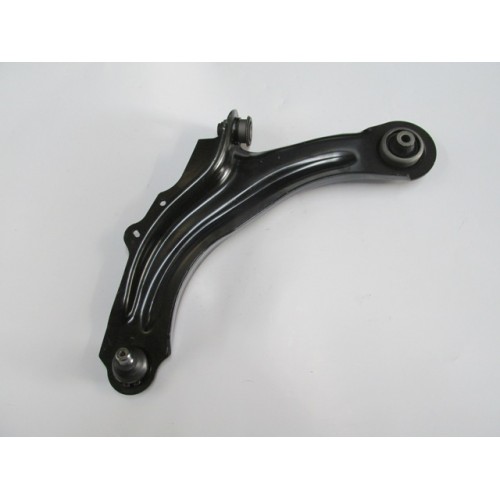 RENAULT MEGANE- 2- 03/09; ÖN ALT TABLA SOL ROTILLI/BURÇLU 16 mm (SALINCAK) (SH) RENAULT MEGANE- 2- 03/09; ÖN ALT TABLA SOL ROTILLI/BURÇLU 16 mm (SALINCAK) (SH)