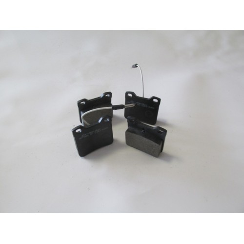 PEUGEOT 406- 95/04; ARKA FREN BALATASI (2 KABLOLU) (DISK)(63.2x57.2x17)(BRAMAX)