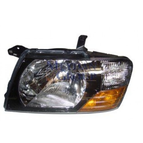 MITSUBISHI PAJERO- 00/03; FAR LAMBASI SOL MANUEL SIYAH TIP SARI/BEYAZ SINYALLI (FAMELLA)