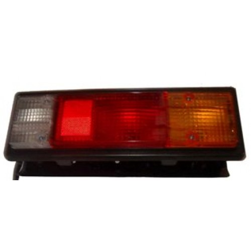 MITSUBISHI CANTER- FE515- 98/06; STOP LAMBASI SAG SARI/KIRMIZI/BEYAZ SAC BAGLANTILI (FAMELLA) MITSUBISHI CANTER- FE515- 98/06; STOP LAMBASI SAG SARI/KIRMIZI/BEYAZ SAC BAGLANTILI (FAMELLA)