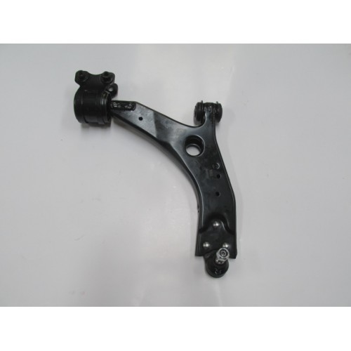 VOLVO S40- 08/12; ÖN ALT TABLA SAG (BURÇLU/ROTILLI/TAKOZLU) (21MM) (SALINCAK) (SH)