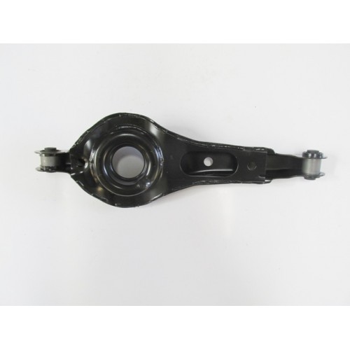 VOLVO S40- 08/12; ARKA ALT TABLA (SALINCAK) SAG/SOL AYNI (ADET) (BURÇLU) (SH) VOLVO S40- 08/12; ARKA ALT TABLA (SALINCAK) SAG/SOL AYNI (ADET) (BURÇLU) (SH)