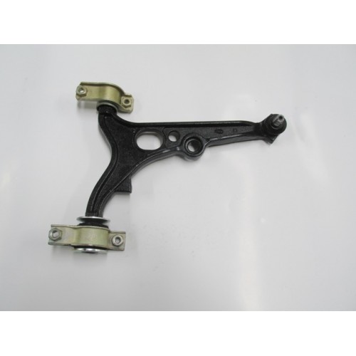 ALFA ROMEO 155- 93/97; ÖN ALT TABLA SAG ROTILLI/BURÇLU (SALINCAK) (SH) ALFA ROMEO 155- 93/97; ÖN ALT TABLA SAG ROTILLI/BURÇLU (SALINCAK) (SH)