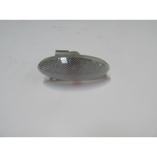 TOYOTA COROLLA- E150- 07/10; ÇAMURLUK SINYALI BEYAZ SAG/SOL AYNI (ADET) (DEPO) TOYOTA COROLLA- E150- 07/10; ÇAMURLUK SINYALI BEYAZ SAG/SOL AYNI (ADET) (DEPO)