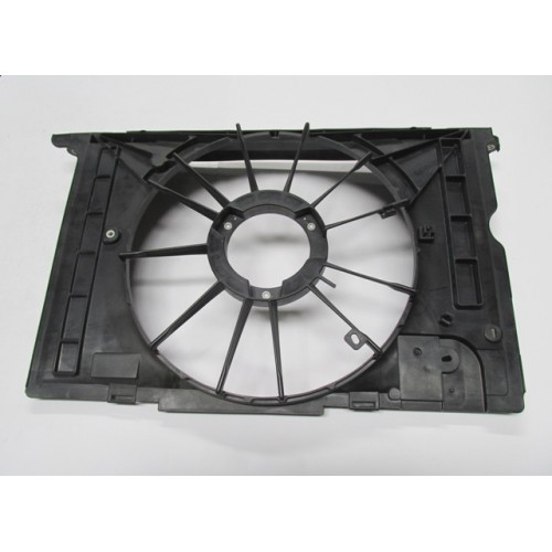 TOYOTA AURIS- 07/10; RADYATÖR FAN DAVLUMBAZI BOŞ GÖVDE BENZİNLİ TİP TOYOTA AURIS- 07/10; RADYATÖR FAN DAVLUMBAZI BOŞ GÖVDE BENZİNLİ TİP