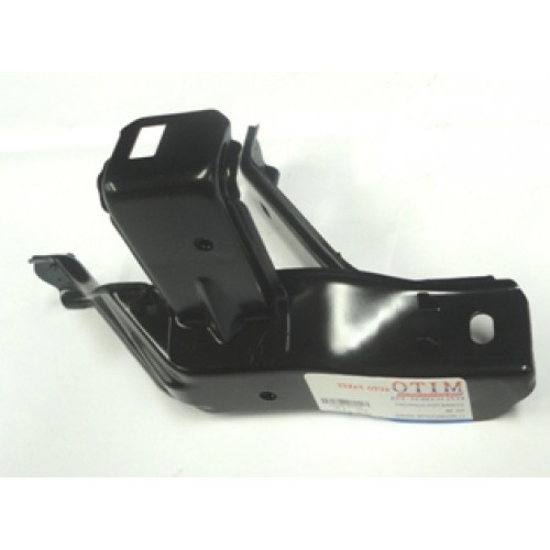 TOYOTA HILUX- PICK UP LN145- 98/01; ÖN ÇAMURLUK İÇ BAĞLANTI BRAKETİ SAĞ (TW)