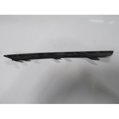 OPEL CORSA- E- 15/19; ÖN TAMPON PANJURU ÇITASI SAĞ (SİS LAMBA KAPAĞI ALT ÇITASI)(TW) OPEL CORSA- E- 15/19; ÖN TAMPON PANJURU ÇITASI SAĞ (SİS LAMBA KAPAĞI ALT ÇITASI)(TW)